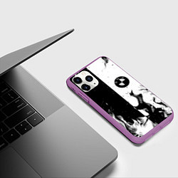 Чехол iPhone 11 Pro матовый BMW black fire, цвет: 3D-фиолетовый — фото 2