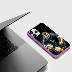 Чехол iPhone 11 Pro матовый Регбист на черном, цвет: 3D-фиолетовый — фото 2