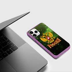 Чехол iPhone 11 Pro матовый Герб России на зеленом с частицами фоне, цвет: 3D-фиолетовый — фото 2