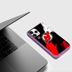 Чехол iPhone 11 Pro матовый Нью Джерси Девилз - брызги краски, цвет: 3D-фиолетовый — фото 2