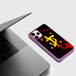Чехол iPhone 11 Pro матовый Doom огненные искры, цвет: 3D-фиолетовый — фото 2