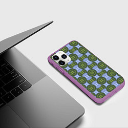 Чехол iPhone 11 Pro матовый Зеленые и синие пуговицы, цвет: 3D-фиолетовый — фото 2