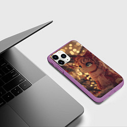 Чехол iPhone 11 Pro матовый Лошадка любуется новогодней елкой, цвет: 3D-фиолетовый — фото 2