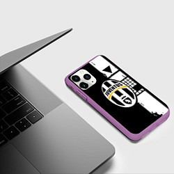 Чехол iPhone 11 Pro матовый Ювентус геометрия белая, цвет: 3D-фиолетовый — фото 2