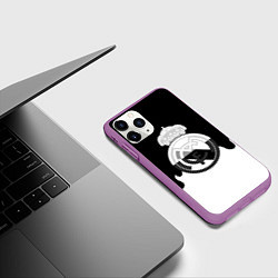 Чехол iPhone 11 Pro матовый Реал Мадрид огонь белый, цвет: 3D-фиолетовый — фото 2