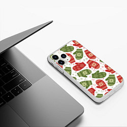 Чехол iPhone 11 Pro матовый Варежки, цвет: 3D-белый — фото 2