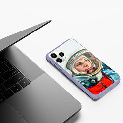 Чехол iPhone 11 Pro матовый Гагарин в полете, цвет: 3D-светло-сиреневый — фото 2