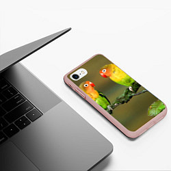 Чехол iPhone 7/8 матовый Два попугая, цвет: 3D-светло-розовый — фото 2