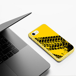 Чехол iPhone 7/8 матовый Следы покрышек, цвет: 3D-желтый — фото 2
