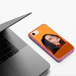 Чехол iPhone 7/8 матовый BILLIE EILISH: Orange Mood, цвет: 3D-малиновый — фото 2