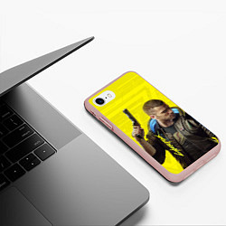 Чехол iPhone 7/8 матовый Cyberpunk 2077: Jackie Wells, цвет: 3D-светло-розовый — фото 2