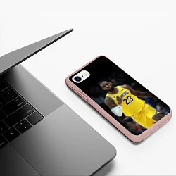 Чехол iPhone 7/8 матовый Леброн Джеймс, цвет: 3D-светло-розовый — фото 2