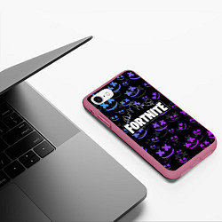 Чехол iPhone 7/8 матовый FORTNITE MARSHMELLO, цвет: 3D-малиновый — фото 2
