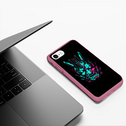 Чехол iPhone 7/8 матовый НЕОНОВЫЙ САМУРАЙ NEON RONIN NEON SAMURAI, цвет: 3D-малиновый — фото 2