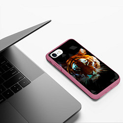 Чехол iPhone 7/8 матовый Тигр стиль Low poly, цвет: 3D-малиновый — фото 2
