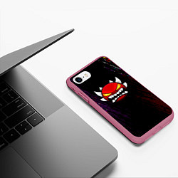 Чехол iPhone 7/8 матовый Geometry Dash - Демон смайл, цвет: 3D-малиновый — фото 2