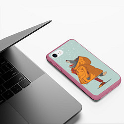 Чехол iPhone 7/8 матовый Волк-любитель снега, цвет: 3D-малиновый — фото 2