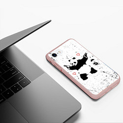 Чехол iPhone 7/8 матовый BANKSY БЭНКСИ панда, цвет: 3D-светло-розовый — фото 2