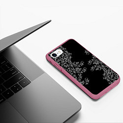Чехол iPhone 7/8 матовый Абстракция ,серебряный геометрический узор, цвет: 3D-малиновый — фото 2