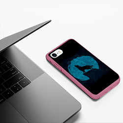 Чехол iPhone 7/8 матовый Силуэт волка, цвет: 3D-малиновый — фото 2