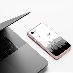 Чехол iPhone 7/8 матовый Птицы над лесом, цвет: 3D-светло-розовый — фото 2