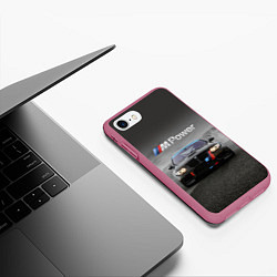 Чехол iPhone 7/8 матовый Спортивная бэха в пустыне, цвет: 3D-малиновый — фото 2