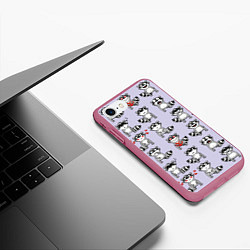 Чехол iPhone 7/8 матовый Забавные еноты, цвет: 3D-малиновый — фото 2
