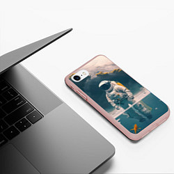Чехол iPhone 7/8 матовый Космонавт в воде на другой планете, цвет: 3D-светло-розовый — фото 2