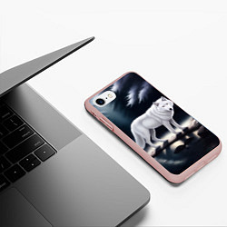 Чехол iPhone 7/8 матовый Белый волк в лесу, цвет: 3D-светло-розовый — фото 2