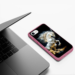 Чехол iPhone 7/8 матовый Конь Белая молния, цвет: 3D-малиновый — фото 2