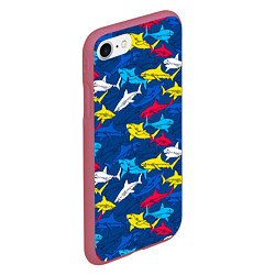 Чехол iPhone 7/8 матовый Разноцветные акулы на глубине, цвет: 3D-малиновый — фото 2