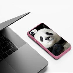 Чехол iPhone 7/8 матовый Взгляд пандочки, цвет: 3D-малиновый — фото 2