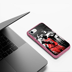 Чехол iPhone 7/8 матовый Баскетболист NBA, цвет: 3D-малиновый — фото 2