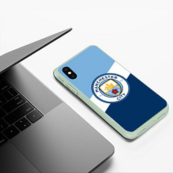 Чехол iPhone XS Max матовый FC Manchester City: Colors, цвет: 3D-салатовый — фото 2