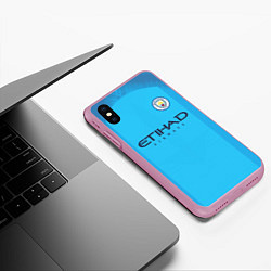 Чехол iPhone XS Max матовый FC Man City: Home 18-19, цвет: 3D-розовый — фото 2