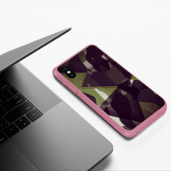 Чехол iPhone XS Max матовый БРОНИРОВАННЫЙ ЛЕСНОЙ КАМУФЛЯЖ, цвет: 3D-малиновый — фото 2