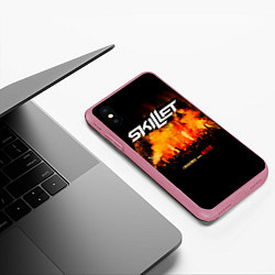 Чехол iPhone XS Max матовый Comatose Comes Alive - Skillet, цвет: 3D-малиновый — фото 2