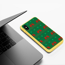 Чехол iPhone XS Max матовый Новогодний узор с ёлочками, цвет: 3D-желтый — фото 2