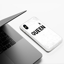 Чехол iPhone XS Max матовый Queen glitch на светлом фоне: символ сверху, цвет: 3D-белый — фото 2