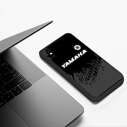 Чехол iPhone XS Max матовый Yamaha speed на темном фоне со следами шин: символ, цвет: 3D-черный — фото 2