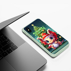 Чехол iPhone XS Max матовый Миниатюрный новогодний дракоша 2024, цвет: 3D-салатовый — фото 2