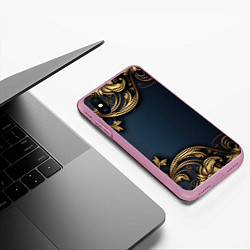 Чехол iPhone XS Max матовый Лепнина объемные золотые узоры на ткани, цвет: 3D-розовый — фото 2