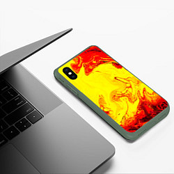 Чехол iPhone XS Max матовый Красные и желтые разводы, цвет: 3D-темно-зеленый — фото 2
