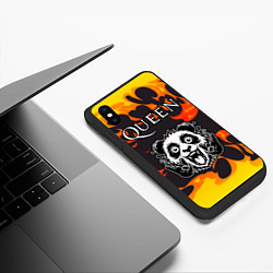 Чехол iPhone XS Max матовый Queen рок панда и огонь, цвет: 3D-черный — фото 2