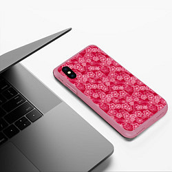 Чехол iPhone XS Max матовый Красно-белый цветочный узор ретро, цвет: 3D-малиновый — фото 2