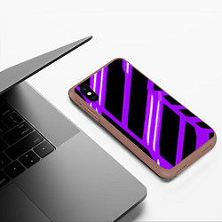 Чехол iPhone XS Max матовый Чёрно-белые полосы на фиолетовом фоне, цвет: 3D-коричневый — фото 2