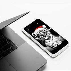 Чехол iPhone XS Max матовый Милый тигрёнок на Рождество, цвет: 3D-белый — фото 2