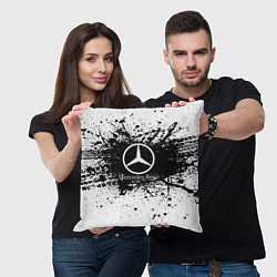 Подушка квадратная Mercedes-Benz: Black Spray, цвет: 3D-принт — фото 2