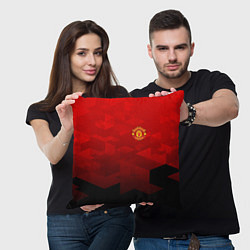 Подушка квадратная FC Man UTD: Red Poly, цвет: 3D-принт — фото 2