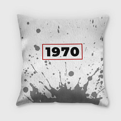 Подушка квадратная 1970 - в красной рамке на светлом, цвет: 3D-принт